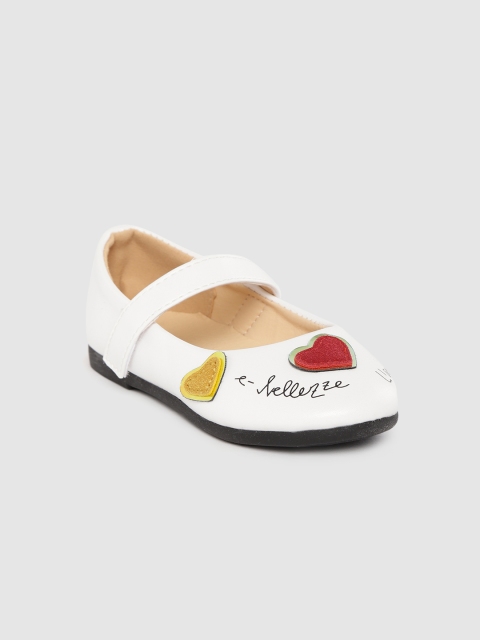 

Hoppipola Girls White & Maroon Printed & Applique Detail Mary Janes