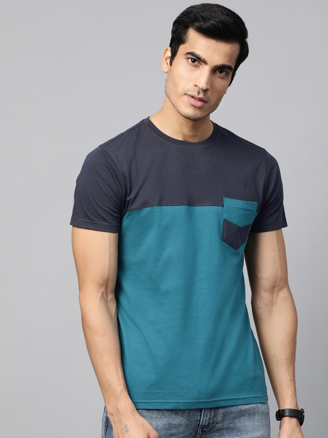 

Metronaut Men Blue Colourblocked Round Neck T-shirt