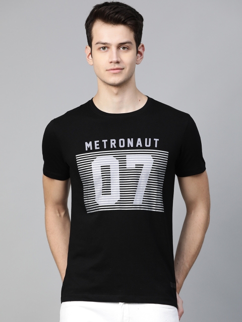 

Metronaut Men Black Printed Round Neck T-shirt