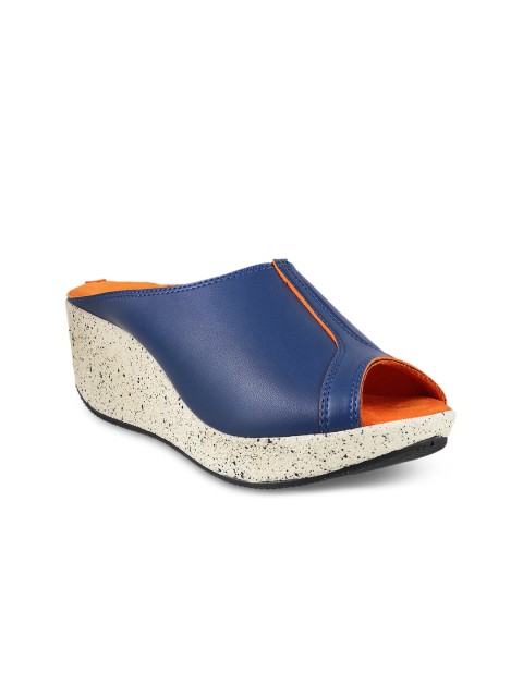 

Metro Women Blue Wedges