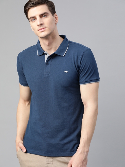 

Metronaut Men Navy Blue Solid Polo Collar T-shirt