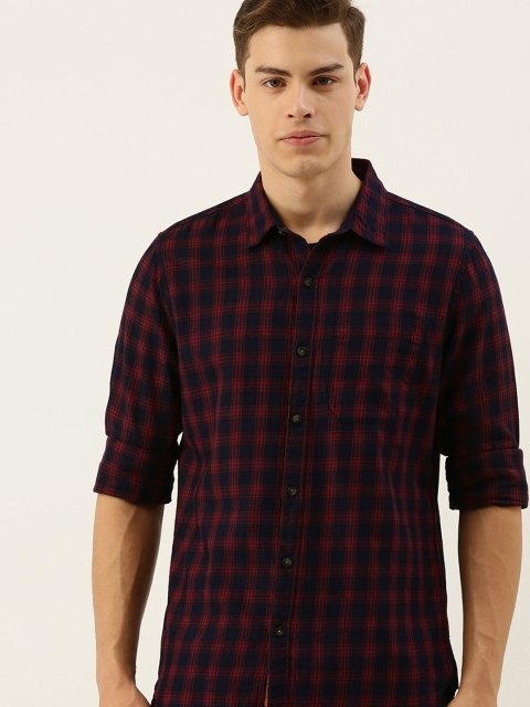 

SINGLE Men Navy Blue & Maroon Slim Fit Checked Casual Shirt