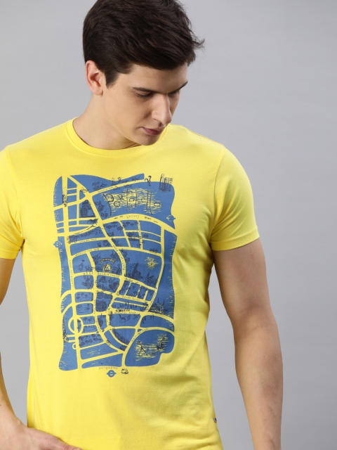 

BEAT LONDON by PEPE JEANS Men Yellow Printed Slim Fit Round Neck T-shirt