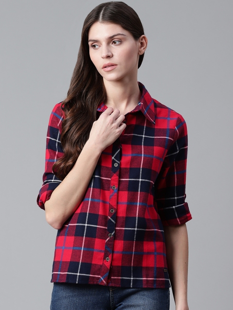 

Roadster Women Red & Navy Blue Regular Fit Checked Casual Shirt