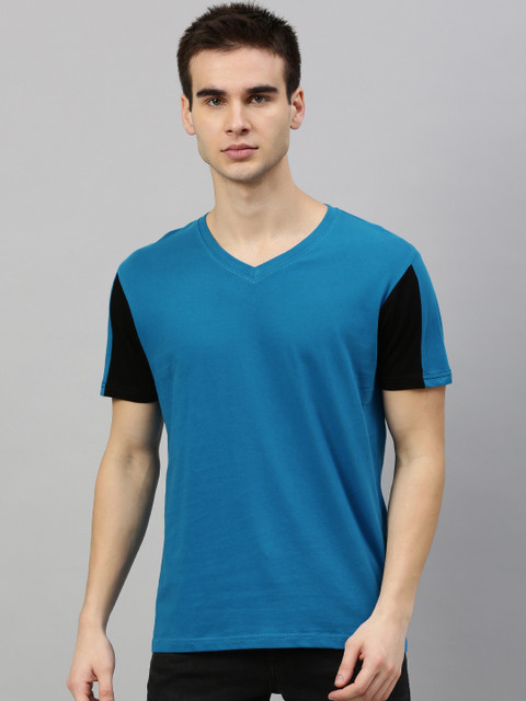 

HERE&NOW Men Blue Solid V-Neck T-shirt