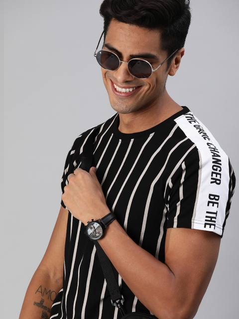 

HERE&NOW Men Black & Grey Striped Regular Fit Round Neck T-shirt