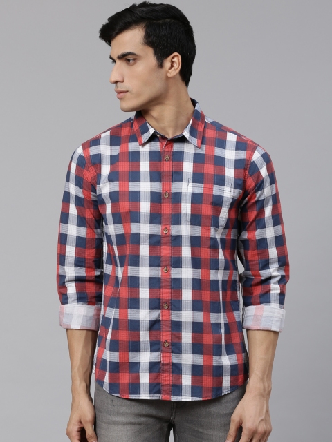 

BEAT LONDON by PEPE JEANS Men Red & Navy Blue Slim Fit Checked Casual Shirt