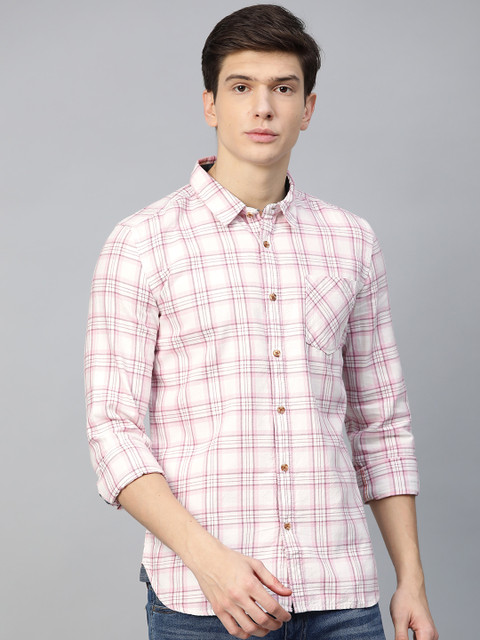 

BEAT LONDON by PEPE JEANS Men White & Pink Slim Fit Checked Casual Shirt