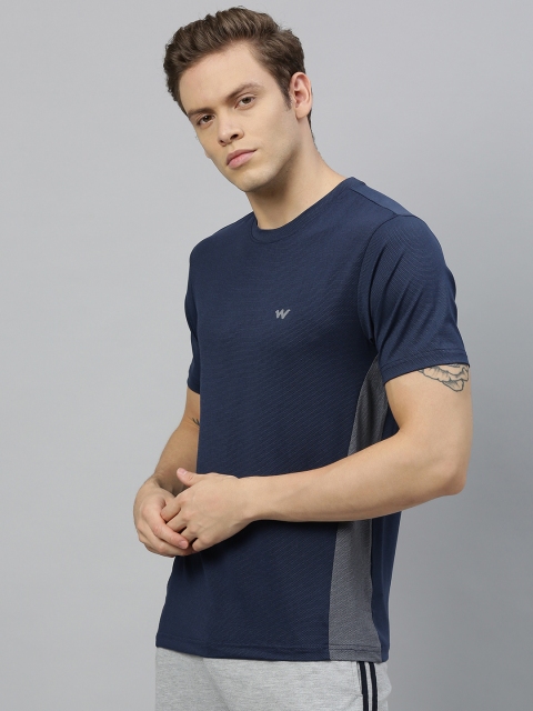 

Wildcraft Men Navy Blue Solid Round Neck T-shirt