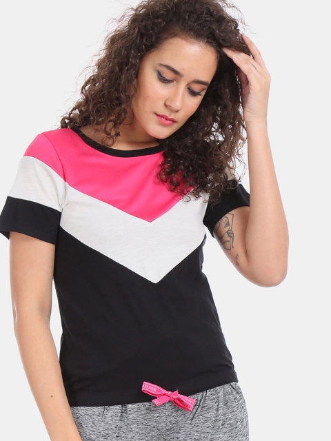 

Sugr Women Black & Pink Colourblocked Top