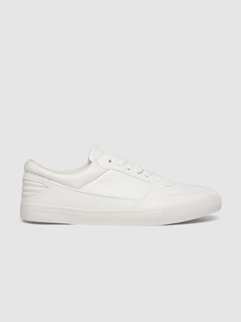 

Mast & Harbour Men White Solid Sneakers