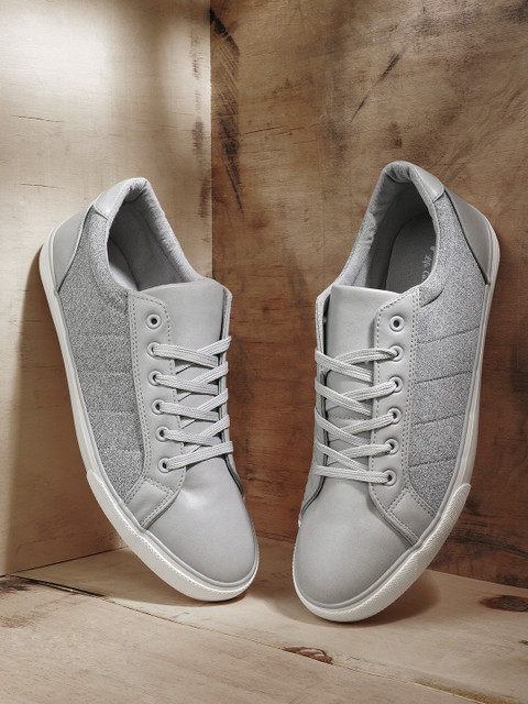 

Roadster Men Grey Solid Sneakers