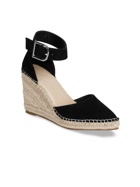 

Truffle Collection Women Black Solid Pumps