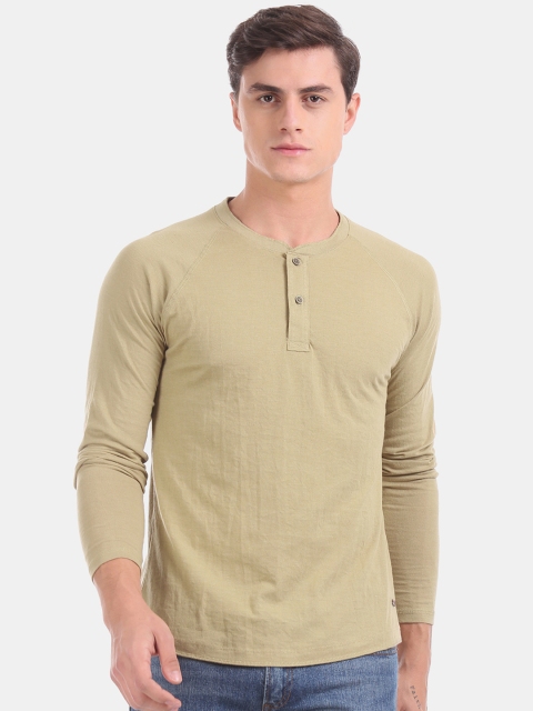 

Cherokee Men Beige Solid Henley Neck T-shirt