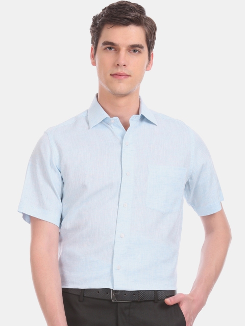 

Arrow Men Blue Regular Fit Solid Casual Shirt