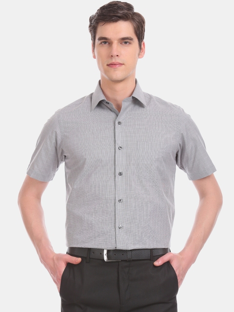 

Arrow Men Grey Regular Fit Checked Formal Shirt