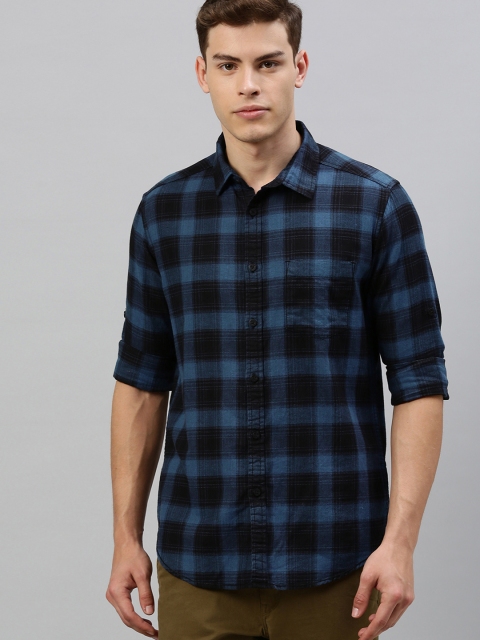 

HERE&NOW Men Navy Blue & Black Slim Fit Checked Casual Shirt