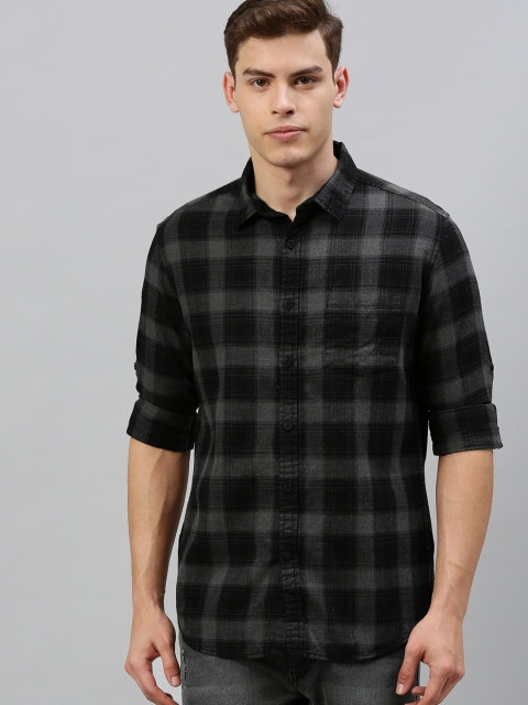 

HERE&NOW Men Black & Grey Slim Fit Checked Casual Shirt