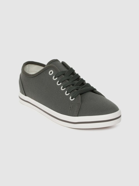 

ether Women Grey Solid Sneakers