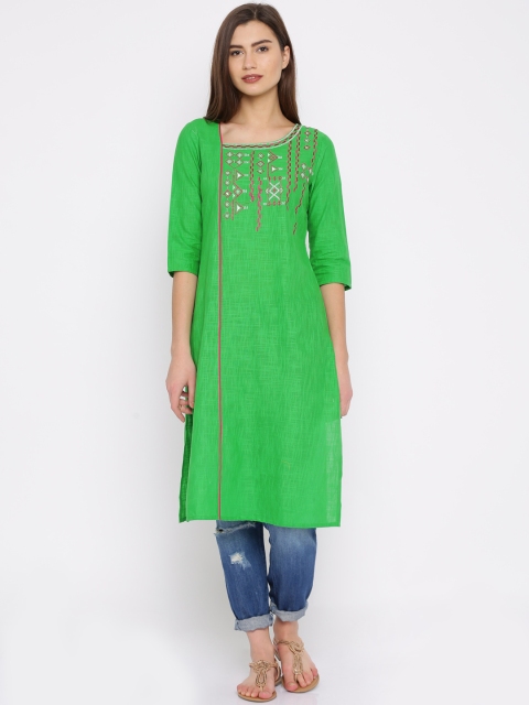 

Aurelia Green Embroidered Kurta