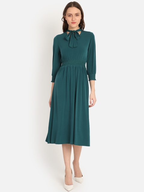 

COVER STORY Women Green Solid Fit and Flare Dress