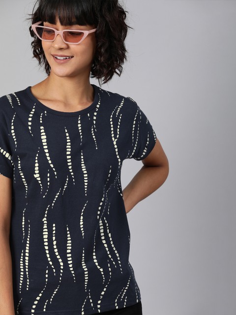 

HERENOW Women Navy Blue and Beige Printed Round Neck Pure Cotton T-shirt