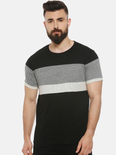 

Campus Sutra Men Black Colourblocked Round Neck T-shirt