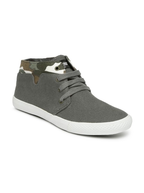 

Roadster Men Grey Casual Shoes