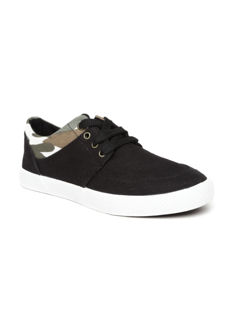 

Roadster Men Black Casual Shoes