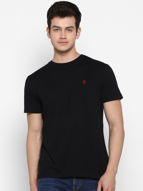 

Red Tape Men Black Solid Round Neck T-shirt
