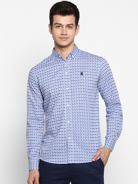 

Red Tape Men Blue Regular Fit Checked Casual Shirt