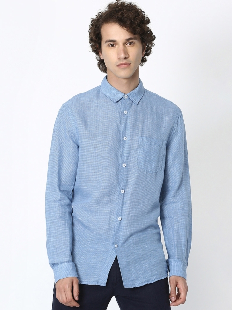 

Celio Men Blue Regular Fit Checked Casual Shirt