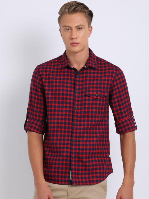 

t-base Men Red & Navy Blue Regular Fit Checked Casual Shirt