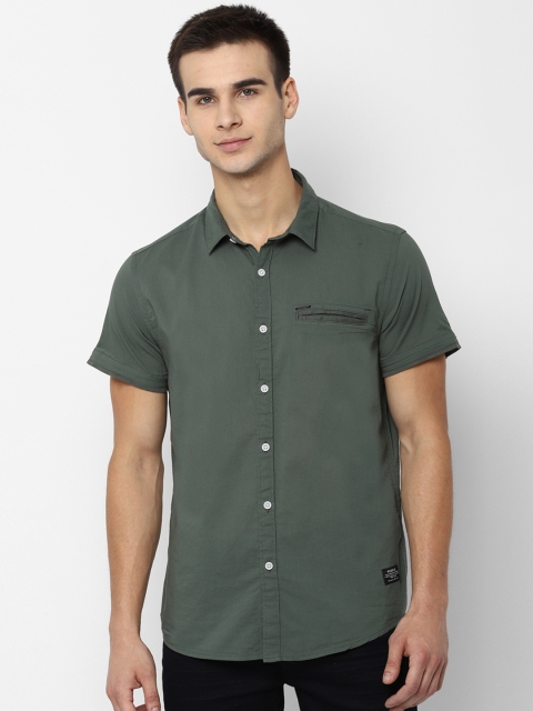 

People Men Green Regular Fit Solid Casual Shirt