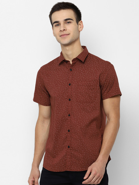 

People Men Rust Brown & Off-White Regular Fit Printed Casual Shirt