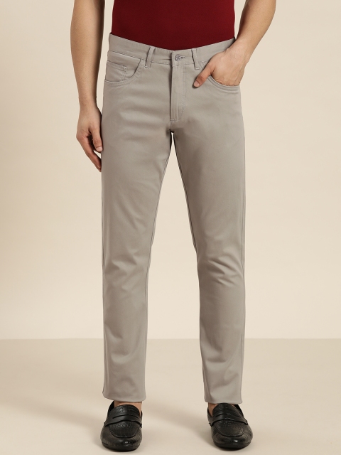 

INVICTUS Men Grey Slim Fit Solid Regular Chinos