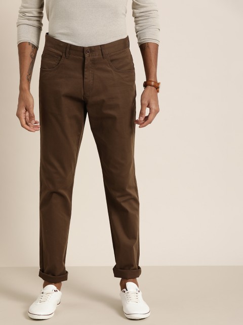 

INVICTUS Men Brown Slim Fit Solid Chinos