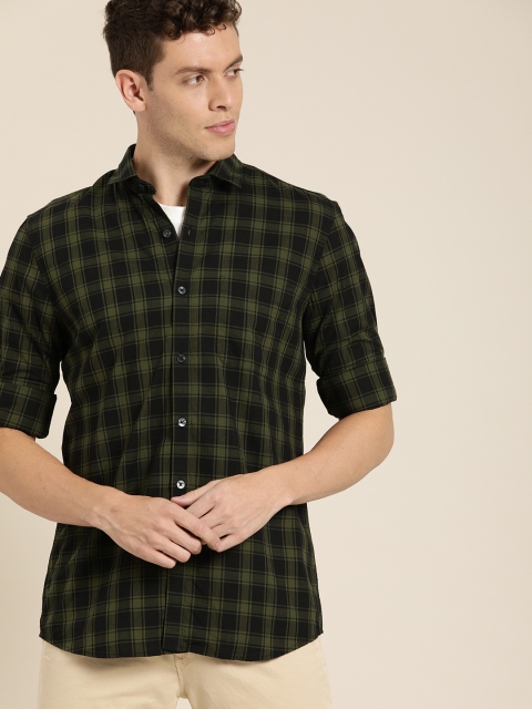 

INVICTUS Men Black & Olive Green Regular Fit Checked Casual Shirt
