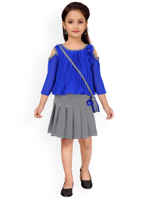 

Aarika Girls Blue Solid Top with Skirt