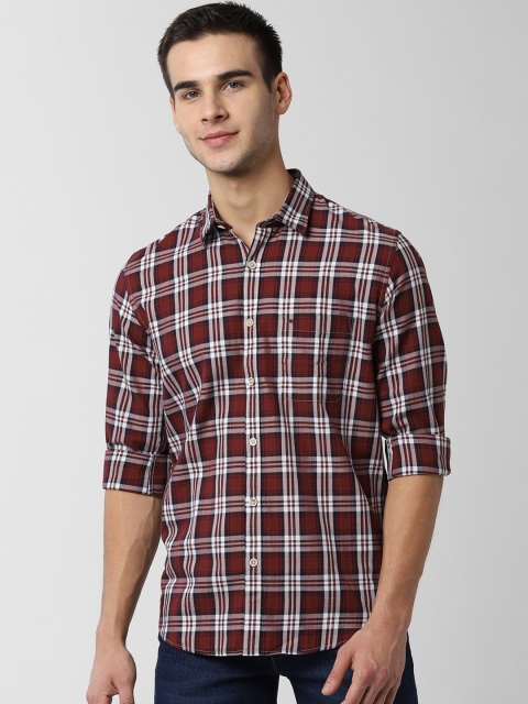 

Peter England Casuals Men Maroon & Off-White Slim Fit Checked Casual Shirt
