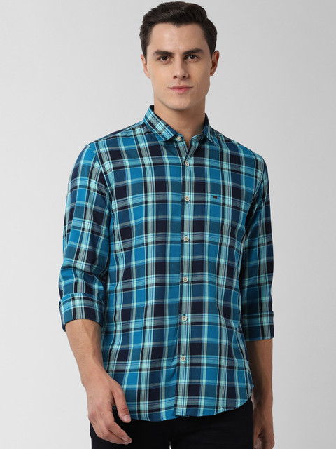 

Peter England Casuals Men Blue & Black Slim Fit Checked Casual Shirt