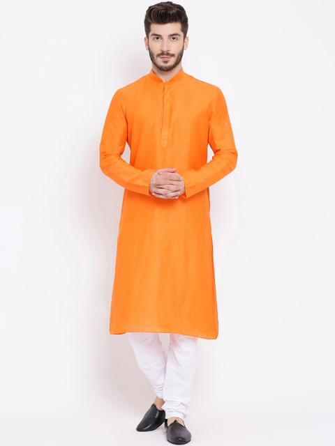 

NAMASKAR Men Orange Solid Straight Kurta
