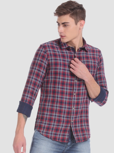 

RUF & TUF Men Maroon & Navy Blue Slim Fit Checked Casual Shirt