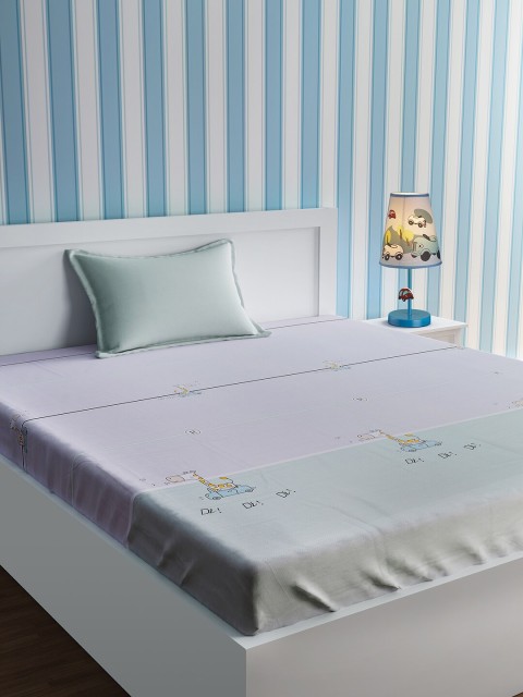 

URBAN DREAM Kids Grey & Green Giraffe Printed 210 TC 1 Single Bedsheet with 1 Pillow Cover