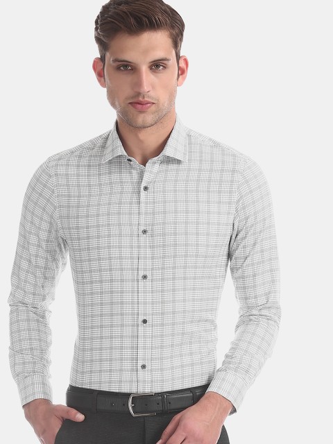 

Arrow New York Men White Slim Fit Tartan Checked Formal Shirt