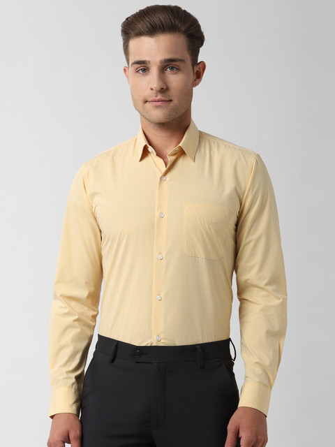 

Peter England Men Yellow Slim Fit Solid Casual Shirt