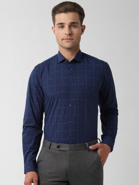 

Peter England Men Blue Slim Fit Checked Formal Shirt