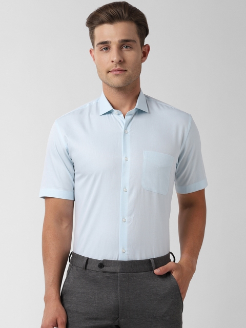 

Peter England Men Blue Regular Fit Solid Formal Shirt