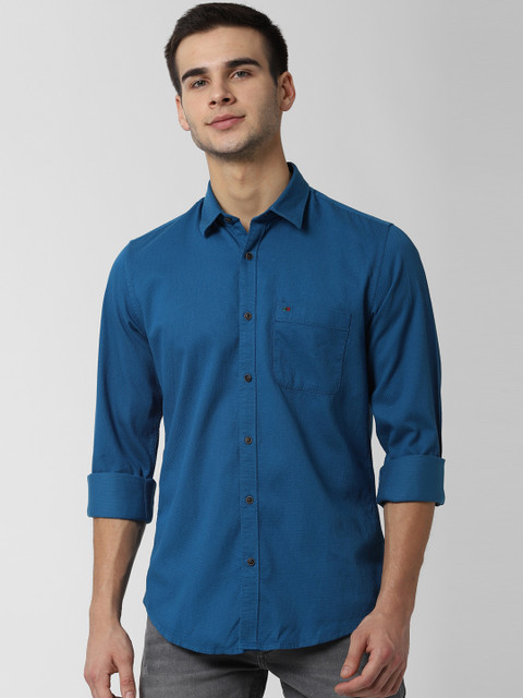 

Peter England Casuals Men Blue Slim Fit Self Design Casual Shirt