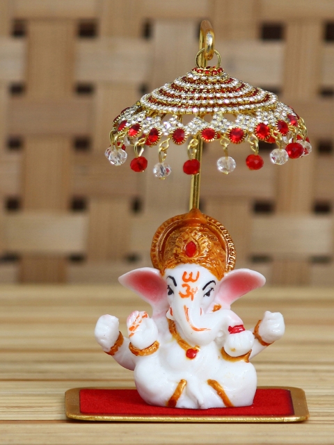

eCraftIndia White & Gold-Toned Decorative Lord Ganesha Idol With Designer Chatri